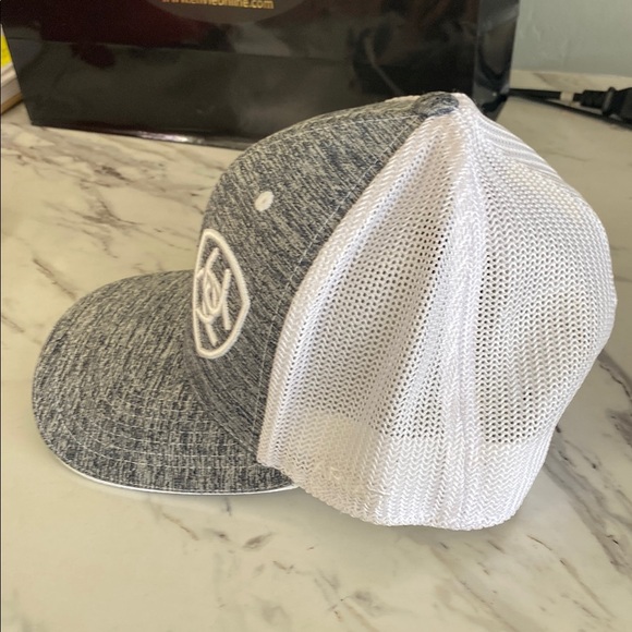Ariat Gray and White Logo Baseball Cap - Picture 2 of 5